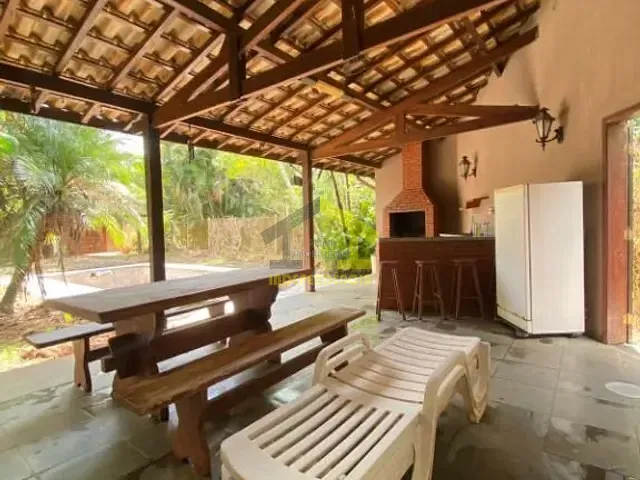 Casa com 456m² 4 quartos e 5 banheiros, à venda, no bairro Jardim Leonor em Itatiba