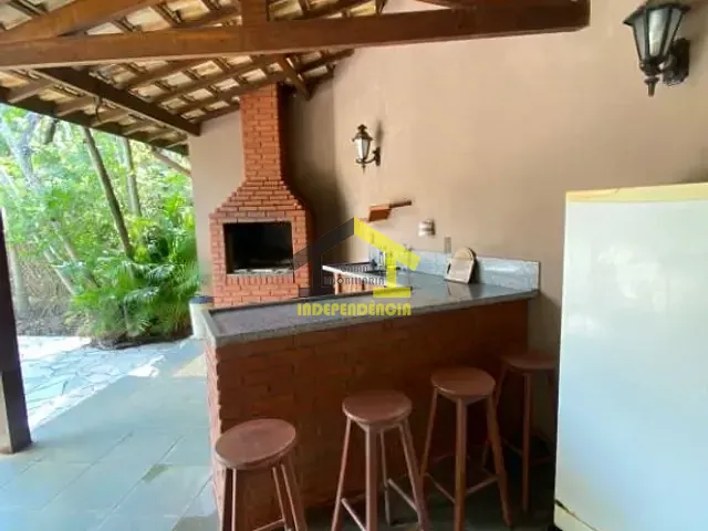 Casa com 456m² 4 quartos e 5 banheiros, à venda, no bairro Jardim Leonor em Itatiba