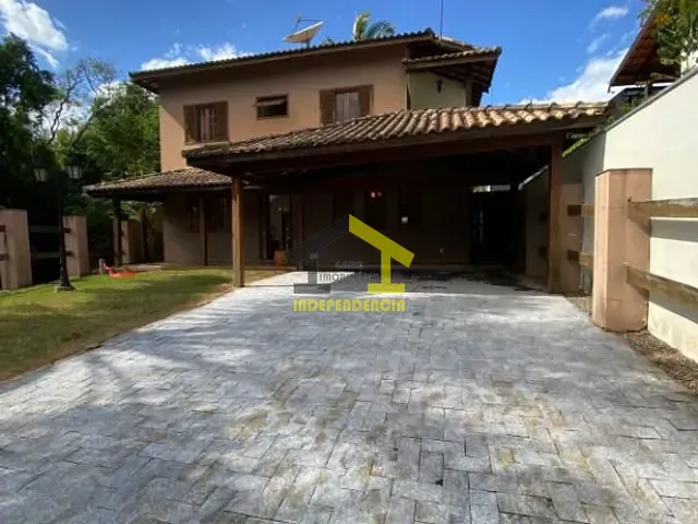 Casa com 456m² 4 quartos e 5 banheiros, à venda, no bairro Jardim Leonor em Itatiba