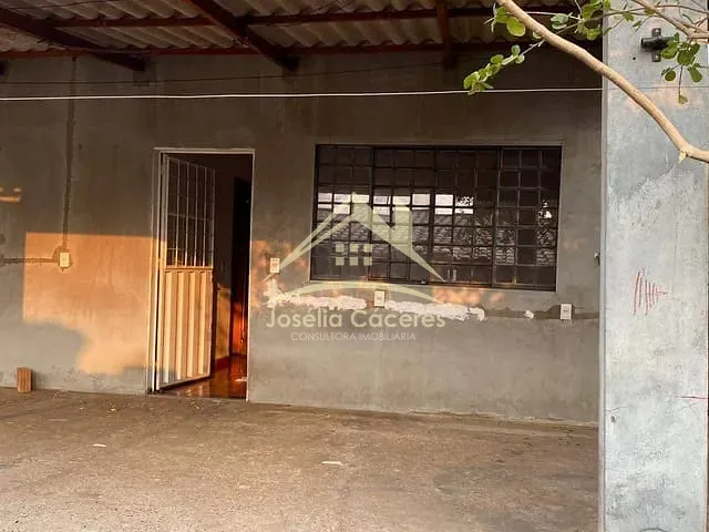 Casa com 250m² 3 quartos e 2 banheiros, à venda, no bairro Renascer em Cuiabá