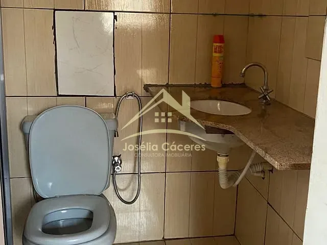 Casa com 250m² 3 quartos e 2 banheiros, à venda, no bairro Renascer em Cuiabá