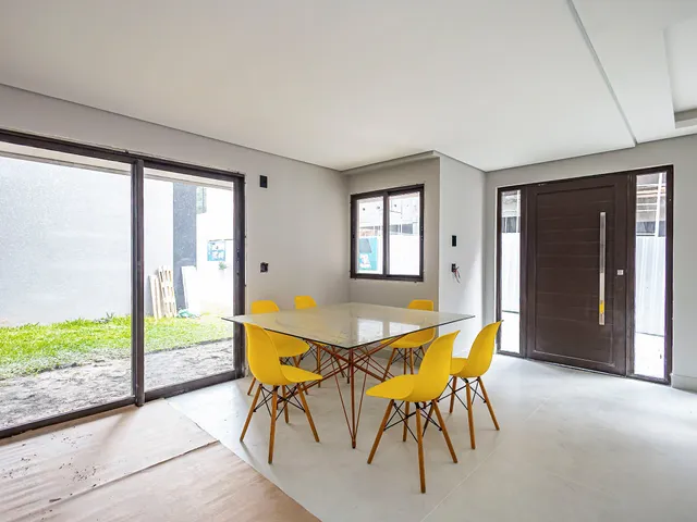 Casa com 191m² 3 quartos e 4 banheiros, à venda, no bairro Santa Felicidade em Curitiba