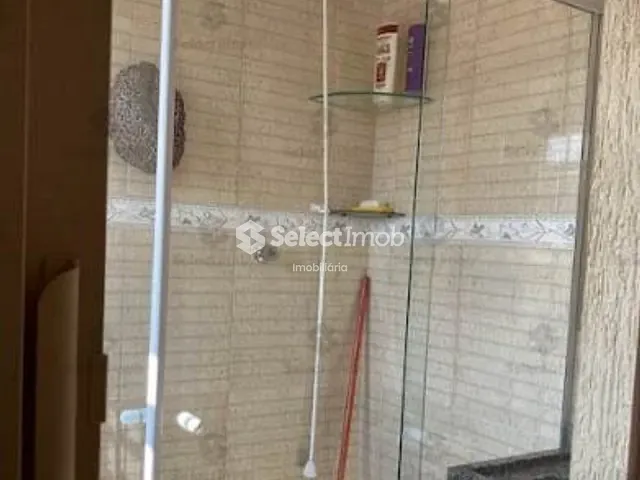 Casa com 250m² 4 quartos e 2 banheiros, à venda, no bairro Vila Nossa Senhora das Vitórias em Mauá