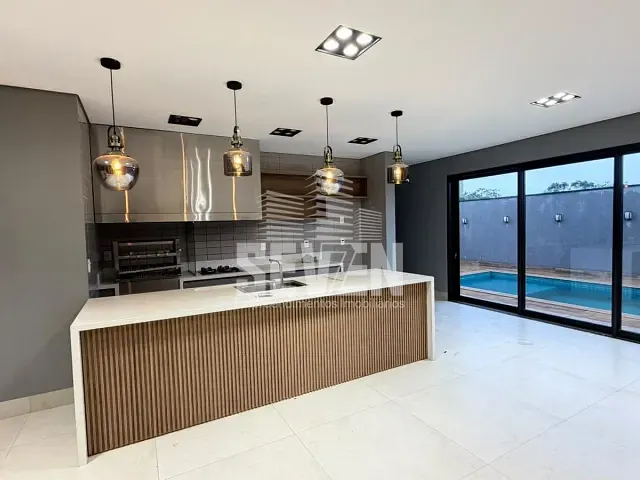Casa 4 quartos e 5 banheiros, à venda ou para alugar, no bairro Jardim Shangri-Lá em Bauru