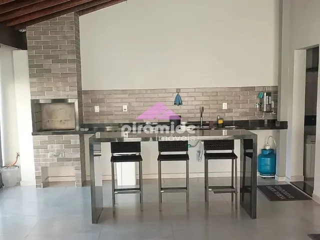 Casa com 393m² 3 quartos e 3 banheiros, à venda, no bairro Residencial São Paulo em Jacareí