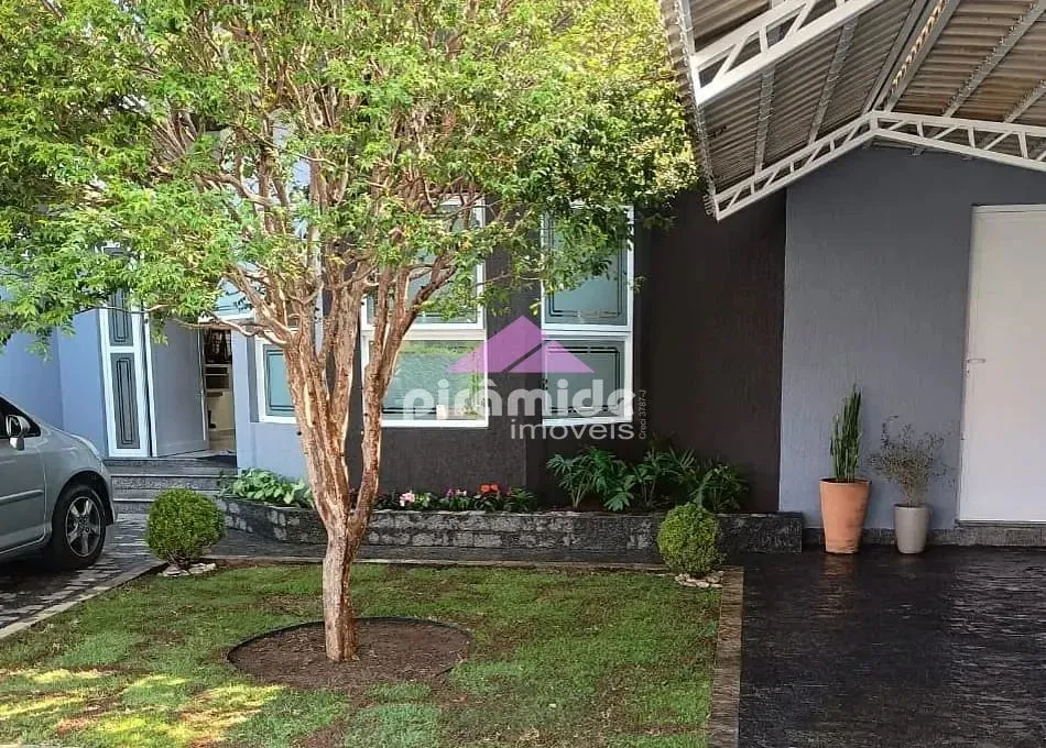 Casa, 3 quartos, 190 m² - Foto 1