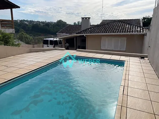 Casa 3 quartos e 4 banheiros, à venda, no bairro Colina Deuner em Campo Bom