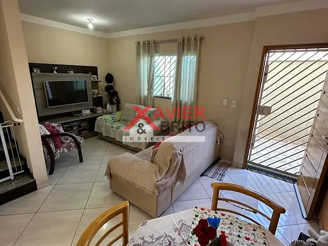 Casa 3 quartos e 4 banheiros, à venda, no bairro Vila Domitila em São Paulo