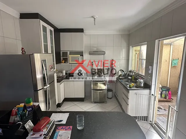 Casa 3 quartos e 4 banheiros, à venda, no bairro Vila Domitila em São Paulo