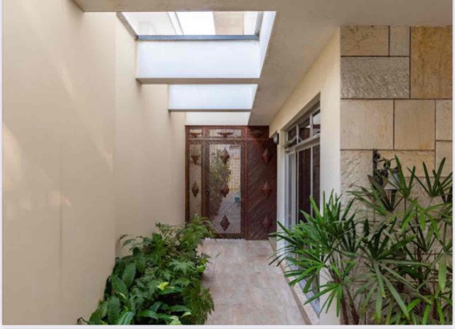 Casa com 460m² 4 quartos e 5 banheiros, à venda, no bairro Granja Julieta em São Paulo