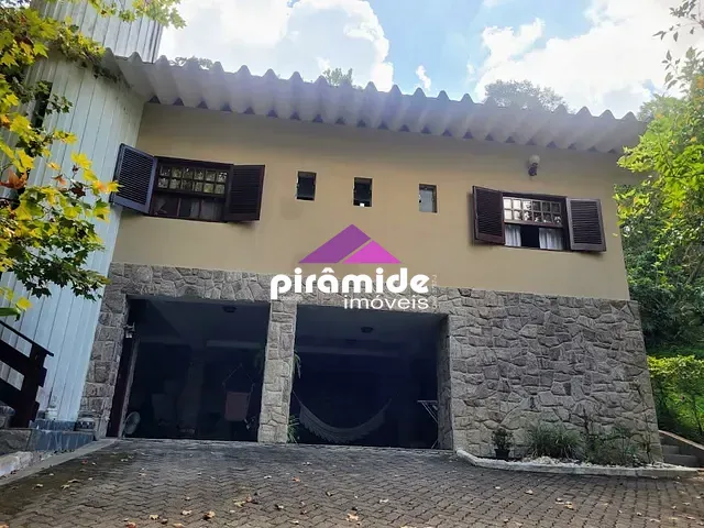 Casa 4 quartos e 4 banheiros, à venda, no bairro Bosque dos Eucaliptos em São José dos Campos