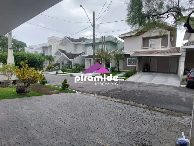 Casa com 250m² 4 quartos e 4 banheiros, para alugar, no bairro Urbanova em São José dos Campos