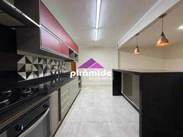 Casa com 156m² 3 quartos e 2 banheiros, à venda, no bairro Bosque dos Eucaliptos em São José dos Campos