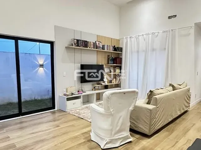 Casa com 288m² 3 quartos e 2 banheiros, à venda, no bairro Jardim Limoeiro em Camaçari