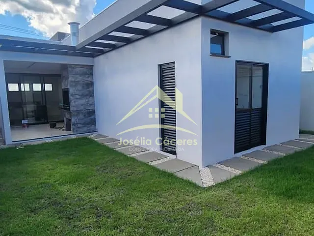 Casa com 259m² 3 quartos e 3 banheiros, à venda, no bairro Petrópolis em Várzea Grande