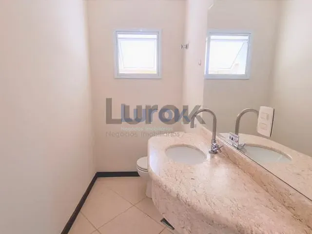 Casa com 525m² 5 quartos e 2 banheiros, à venda, no bairro Jardim Paiquerê em Valinhos