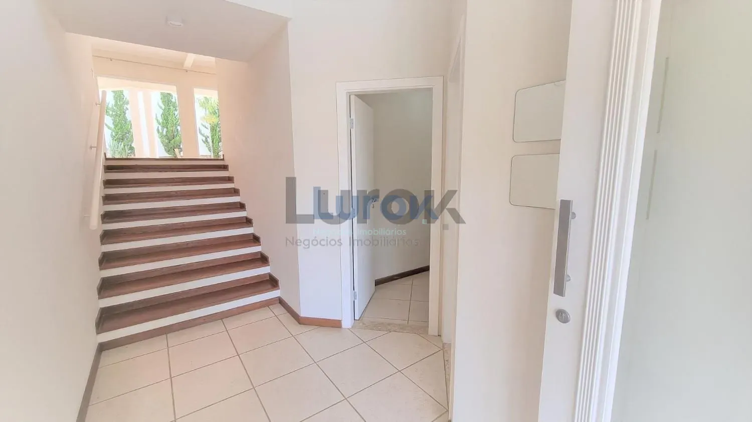 Casa, 5 quartos, 362 m² - Foto 2