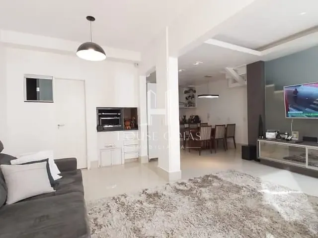 Casa 3 quartos e 3 banheiros, à venda, no bairro Parque Amazônia em Goiânia