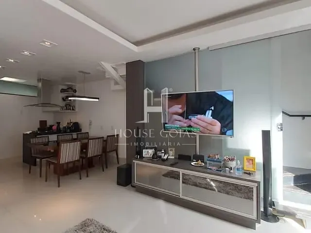 Casa 3 quartos e 3 banheiros, à venda, no bairro Parque Amazônia em Goiânia