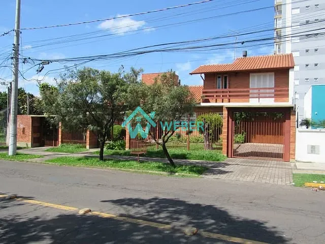 Casa 3 quartos e 4 banheiros, à venda, no bairro Jardim América em São Leopoldo