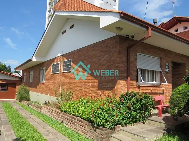 Casa 3 quartos e 4 banheiros, à venda, no bairro Jardim América em São Leopoldo