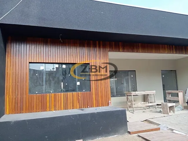 Casa com 345m² 3 quartos e 3 banheiros, à venda, no bairro Caravelle em Londrina