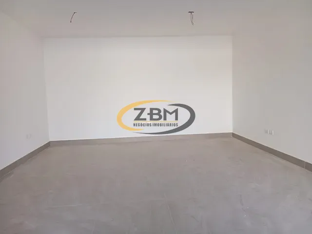 Casa com 345m² 3 quartos e 3 banheiros, à venda, no bairro Caravelle em Londrina