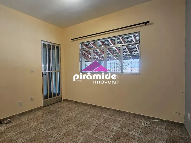 Casa com 65m² 2 quartos e 1 banheiro, para alugar, no bairro Jardim Petrópolis em São José dos Campos