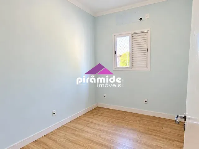 Casa 3 quartos e 3 banheiros, à venda, no bairro Jardim Santa Maria em Jacareí