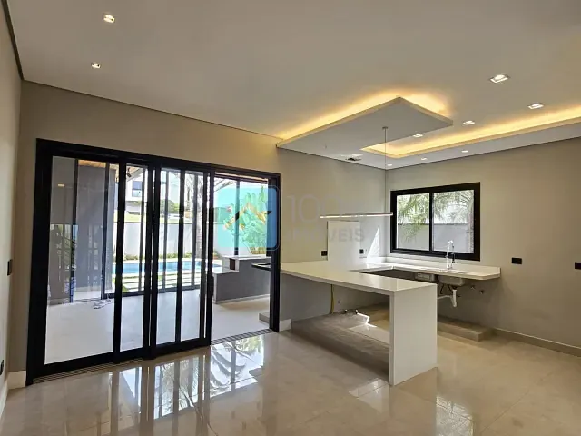 Casa com 480m² 3 quartos e 5 banheiros, à venda, no bairro Condomínio Residencial Alphaville II em São José dos Campos
