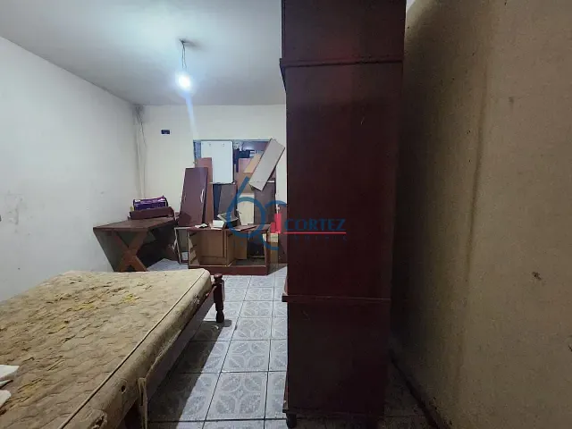 Casa com 523m² 3 quartos e 1 banheiro, à venda, no bairro Vila Indaiá em Rio Claro