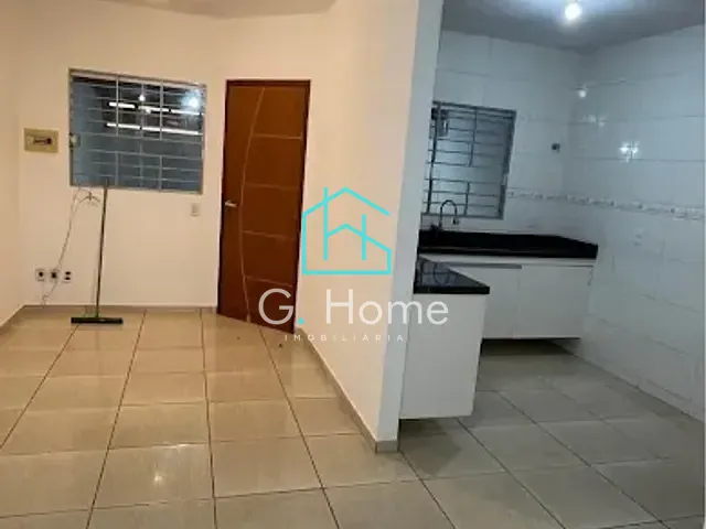 Casa com 70m² 3 quartos e 1 banheiro, à venda, no bairro Conjunto Professora Hilda Mandarino em Londrina