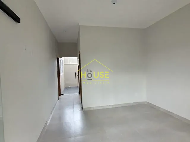Casa 2 quartos e 1 banheiro, à venda, no bairro Parque Cidade Jardim II em Votuporanga