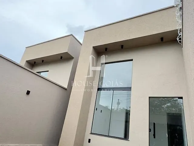 Casa com 130m² 2 quartos e 2 banheiros, à venda, no bairro Residencial Santa Fé I em Goiânia