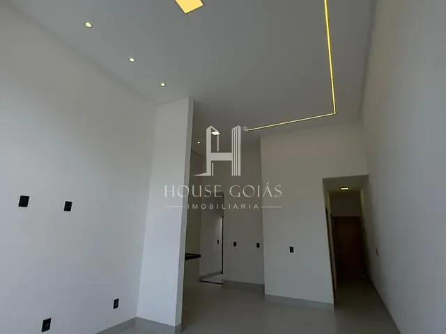 Casa com 130m² 2 quartos e 2 banheiros, à venda, no bairro Residencial Santa Fé I em Goiânia