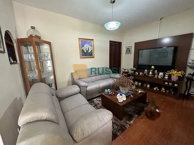 Casa com 125m² 2 quartos e 1 banheiro, à venda, no bairro Jardim Ismênia em São José dos Campos