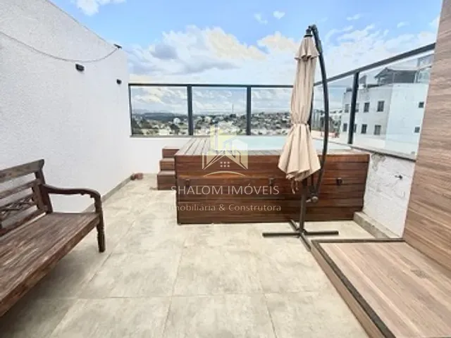 Casa 3 quartos e 3 banheiros, à venda, no bairro Parque Xangri-Lá em Contagem