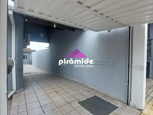 Casa com 250m² 3 quartos e 3 banheiros, à venda, no bairro Vila Maria em São José dos Campos