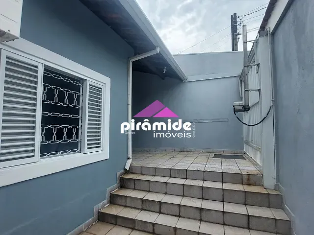 Casa com 250m² 3 quartos e 3 banheiros, à venda, no bairro Vila Maria em São José dos Campos