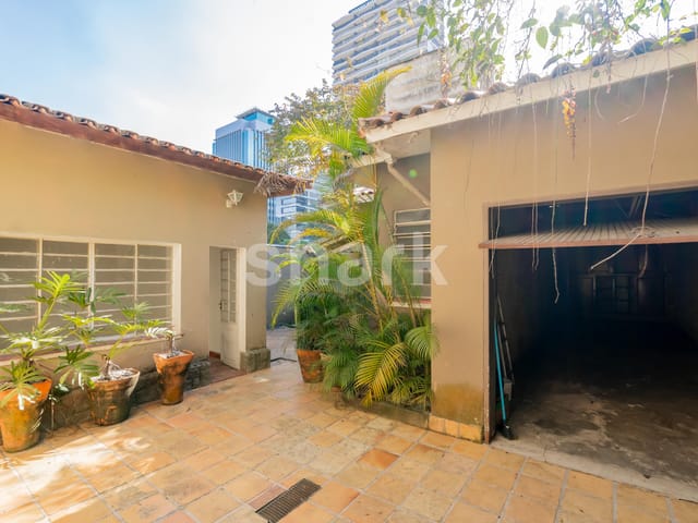 Casa com 428m² 2 quartos e 2 banheiros, à venda, no bairro Jardim Paulistano em São Paulo