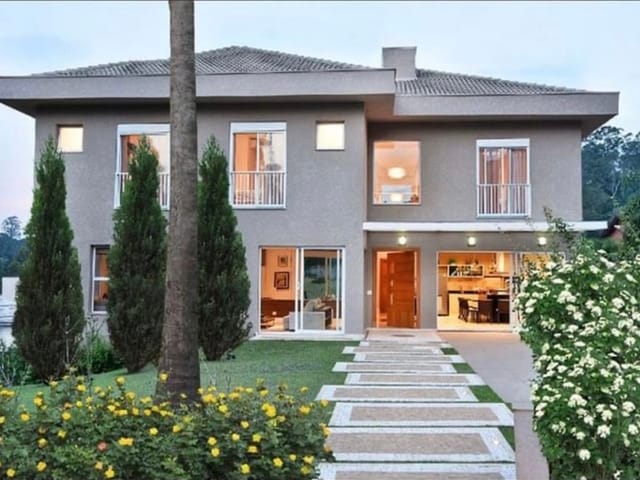 Casa com 1109m² 4 quartos e 7 banheiros, à venda, no bairro Jardim Indaiá em Embu das Artes