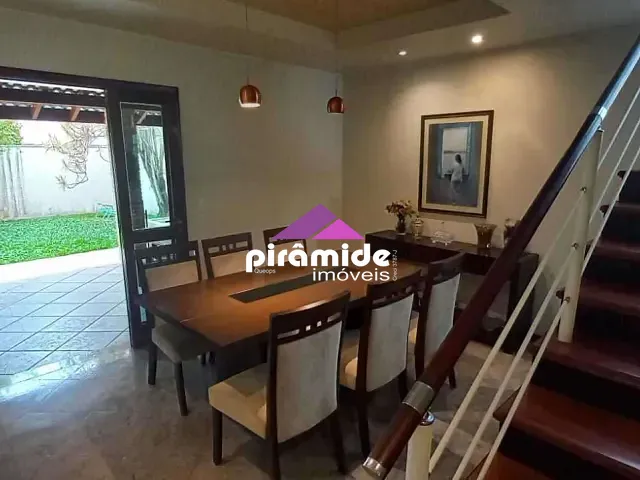 Casa com 360m² 4 quartos e 5 banheiros, à venda, no bairro Jardim das Colinas em São José dos Campos