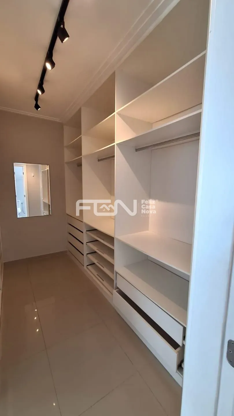 Casa, 4 quartos, 240 m² - Foto 20