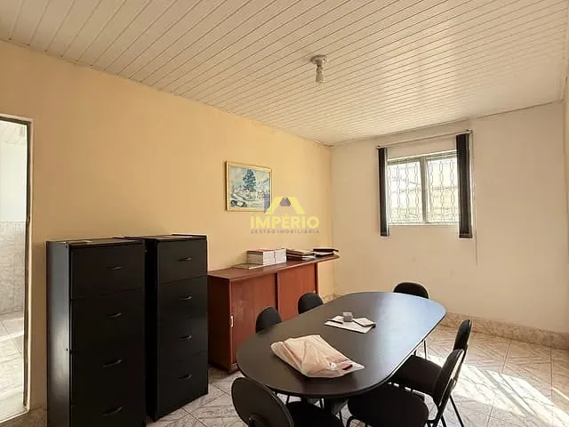 Casa com 289m² 1 quarto e 1 banheiro, à venda, no bairro Centro em Salto