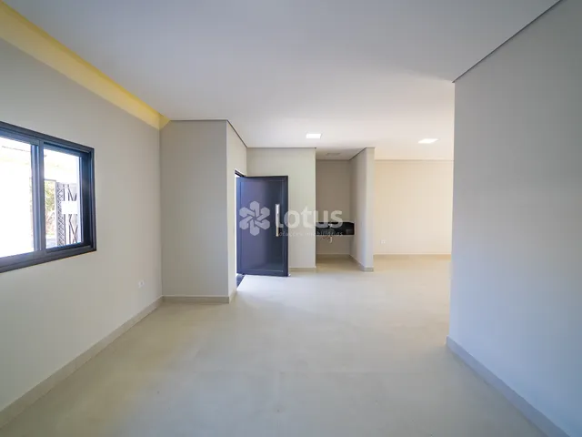 Casa 3 quartos e 5 banheiros, à venda, no bairro Portais (Polvilho) em Cajamar