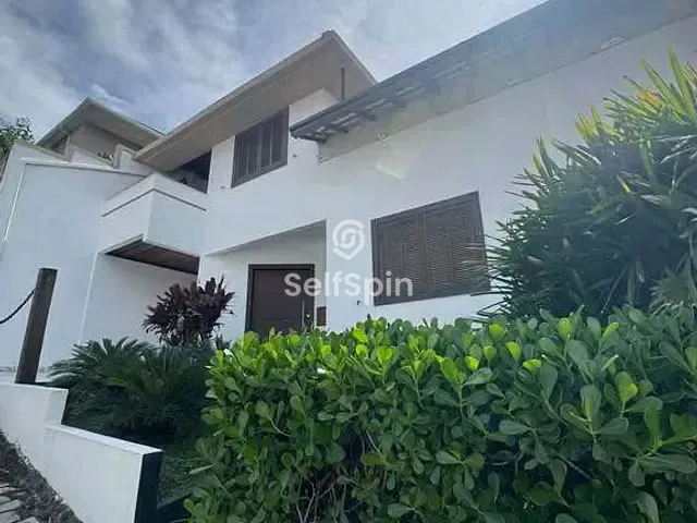 Casa com 380m² 3 quartos e 5 banheiros, para alugar, no bairro Maria Paula em Niterói