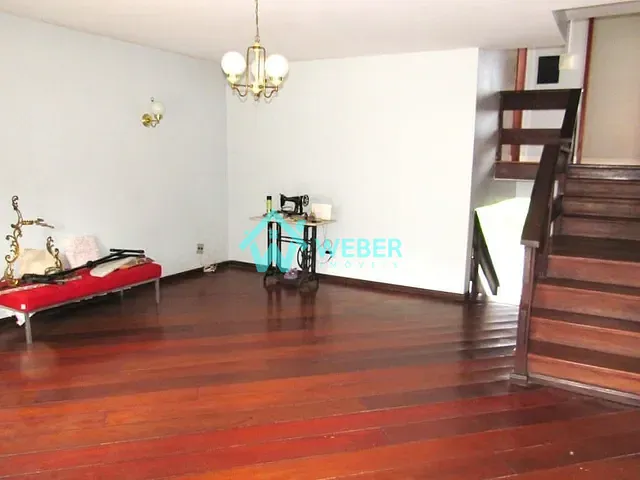 Casa com 270m² 3 quartos e 3 banheiros, à venda, no bairro Ouro Branco em Novo Hamburgo