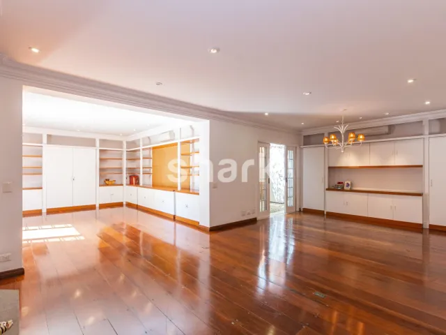 Casa com 1327m² 5 quartos e 6 banheiros, à venda, no bairro Jardim Guedala em São Paulo