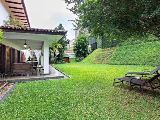 Casa com 900m² 4 quartos e 5 banheiros, à venda, no bairro Pinheiros em São Paulo