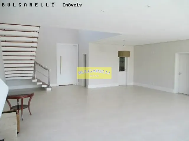 Casa com 1100m² 3 quartos e 5 banheiros, à venda, no bairro Cidade Santos Dumont em Jundiaí